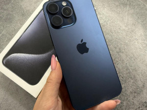 Iphone 15 pro max — fotografija 1