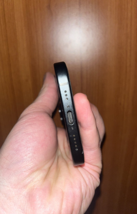 iPhone 15 128GB 100%Baterija — fotografija 1