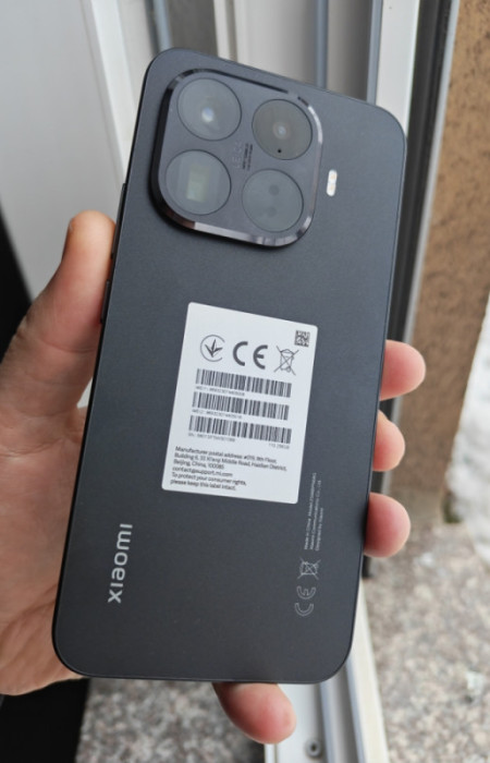 Xiaomi 15T Pro 12/256 4 ciklusa punjenja — fotografija 1
