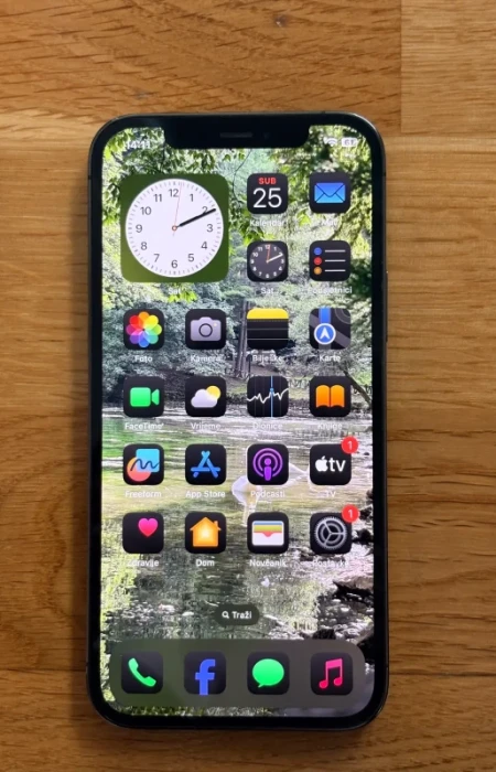 Iphone 12 pro — fotografija 1