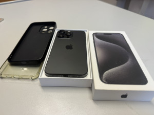 Iphone 15 Pro Max 512 GB — fotografija 1