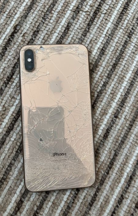 Iphone xs max SVE OTKLJUCANO fiksna cijena — fotografija 1