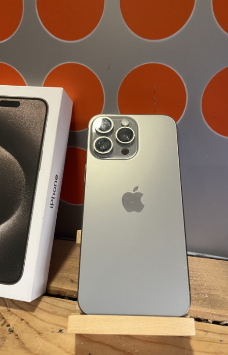Iphone 15 pro max 512GB kao nov — fotografija 1