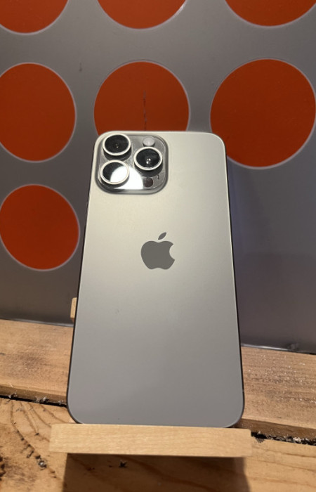 Iphone 15 pro max 256GB koristeno — fotografija 1