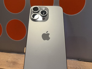 Iphone 15 pro max 256GB koristeno — fotografija 1