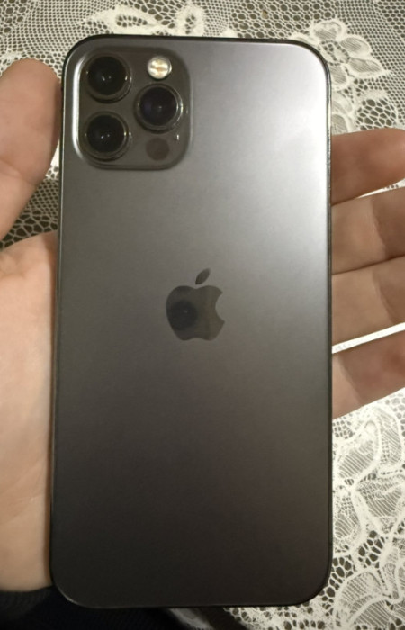 iPhone 12 pro 128g — fotografija 1