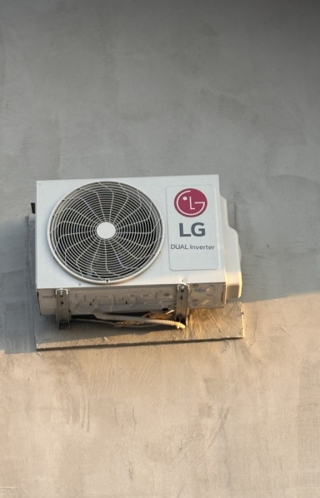 Klima LG 12 — fotografija 1
