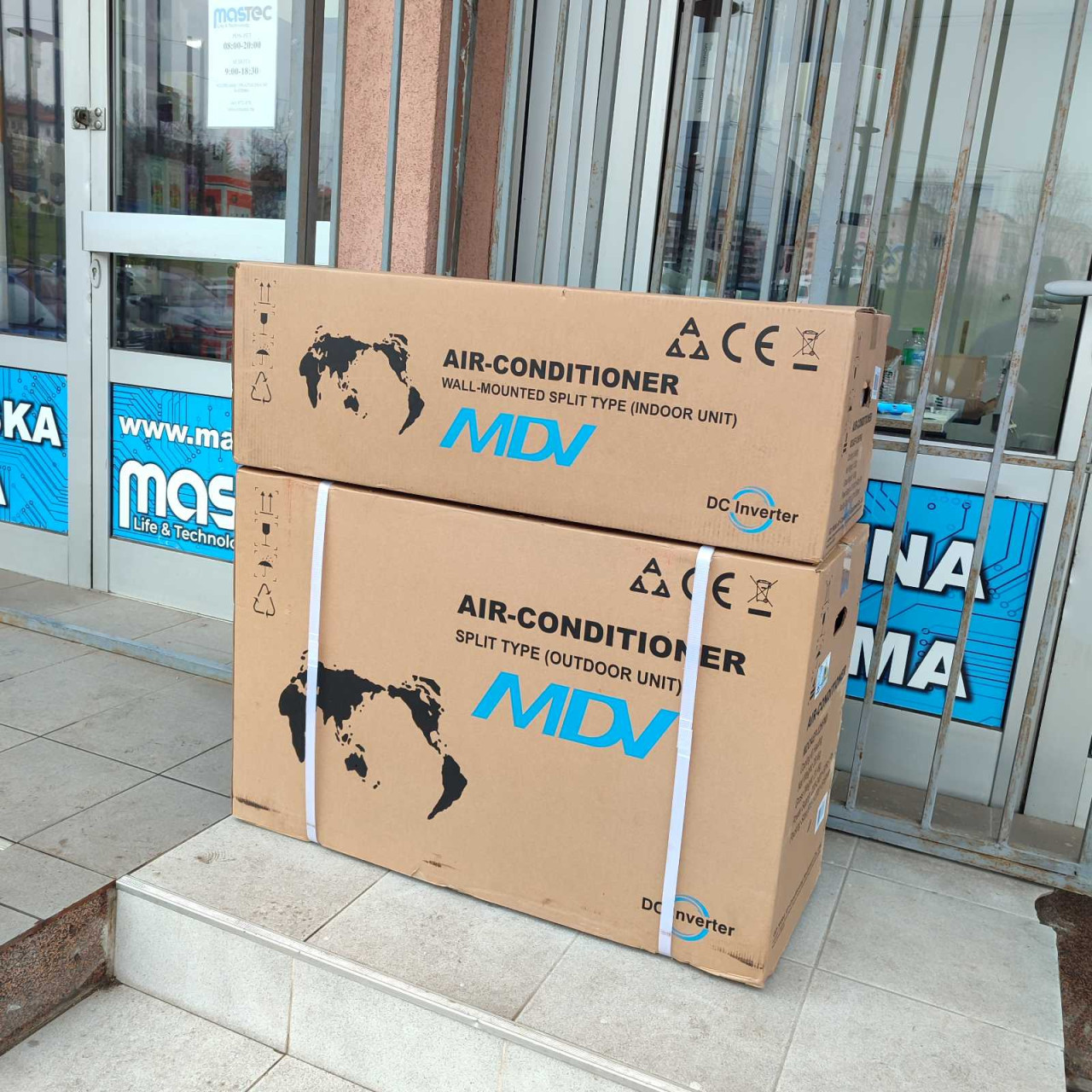 MDV All Easy Pro by Midea 12ka 3.5kW WiFi Vanjski Grijač -25 — fotografija 1