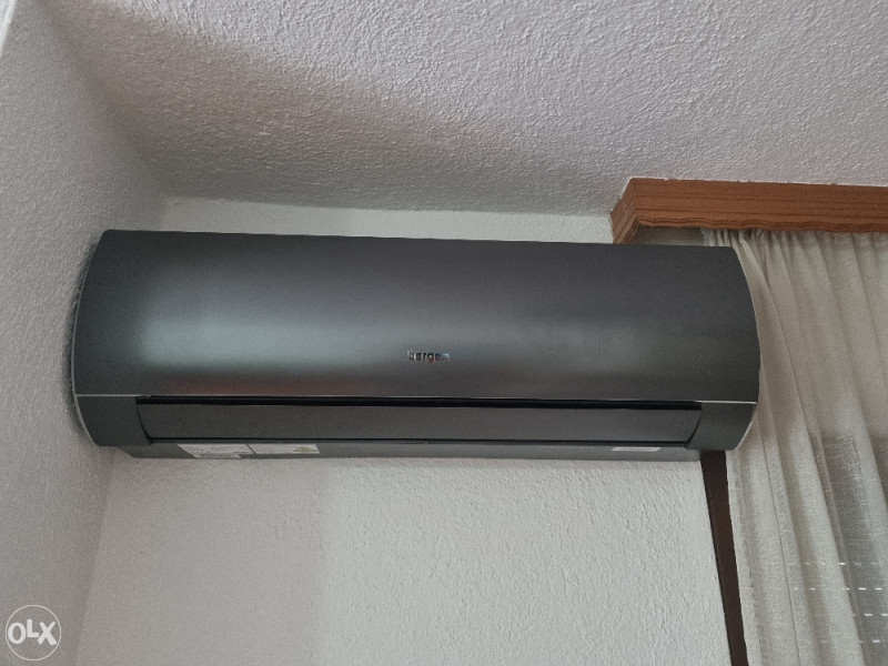 Bergen sapphire black -22,A+++inverter klima uredjaji — fotografija 1