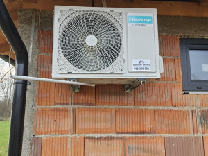 Hisense klima 12ka 3.5kw kb35 sa grijacem vanjske wifi — fotografija 1