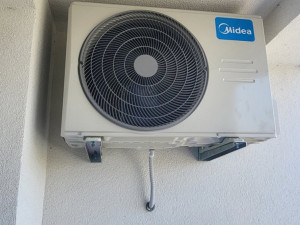 Midea all easy pro 18ka 5kw A+++ klima uredjaji — fotografija 1