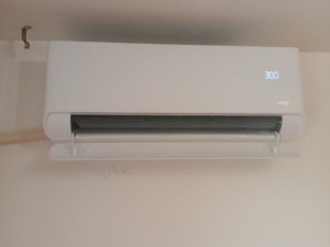 MIDEA Breezeless A+++/-20/wifi klima uredjaji sa montaz — fotografija 1
