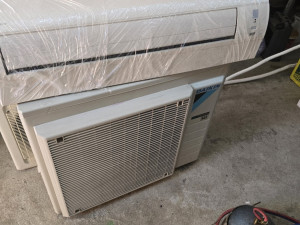 Klima Daikin 18 SENSIRA FTXF50D polovna ispravna Banja Luka