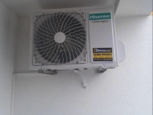 Hisense 12 INVERTER -20 sa montažom 899KM Elektromont B.Luka — fotografija 1