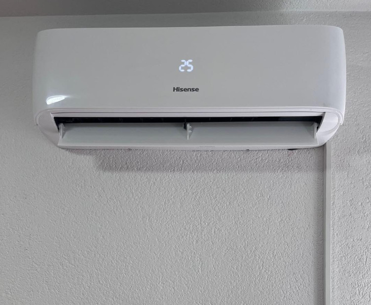 HISENSE CF35 CIJENA SA UGRADNJOM 850KM BL — fotografija 1