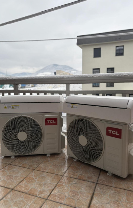 TCL Klima 12-18 ka inverter sa ugradnjom i materijalom komplet — fotografija 1
