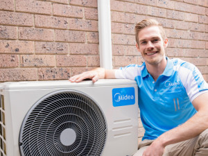 Klima midea mdv 12-18 inverter komplet s rukama i ugradnjom — fotografija 1