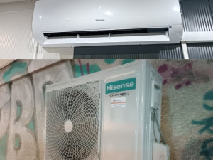 HISENSE WINGS PRO HINANO KB70BT1EG inverter R32 — fotografija 1
