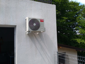 Vivax inverter 12-ka sa ugradnjom — fotografija 1