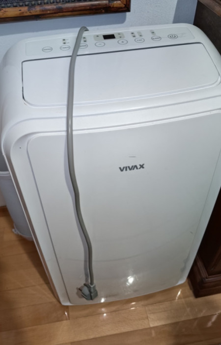 Pokretna/mobilna VIVAX klima — fotografija 1
