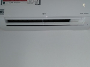 Klima LG Dual inverter S12EQ sa ugradnjom — fotografija 1