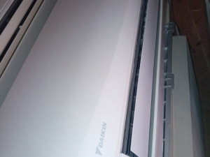 Daikin klima inverter RXF35 — fotografija 1