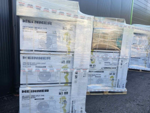 Klima Heinner 12 ka inverter s ugradnjom i rukama komplet sve