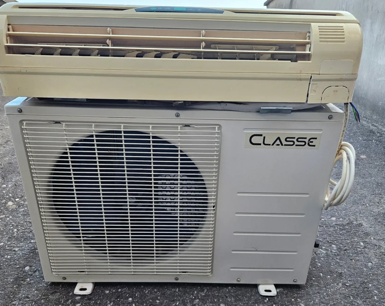 Klima uređaj Classe CL AC 12407 3500W 12-ka — fotografija 1