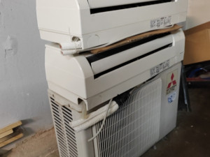 Mitsubishi Multi Split Inverter Klima 2 Unutarnje 1 Vanjska — fotografija 1