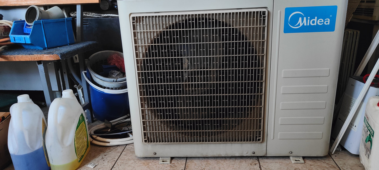 KLIMA INVERTER 24BTUU MIDEA — fotografija 1