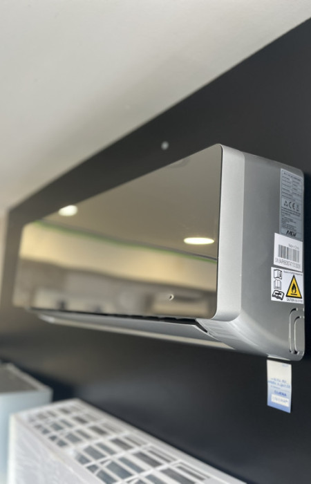 MDV klima Aurora 12 BTU Inverter Crna — fotografija 1