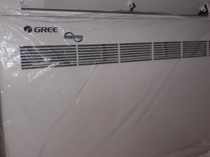 Gree 9 console inverter wi fi sa MONTAZOM — fotografija 1