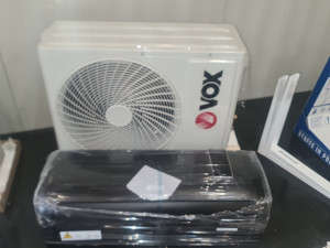 Klima uredjaj Vox12 inverter-Crna- sa MONTAZOM