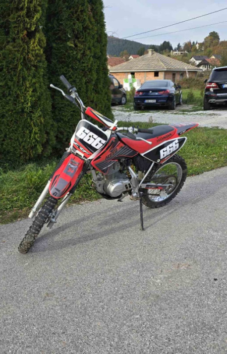 Honda Crf 100ccm 2008God — fotografija 1