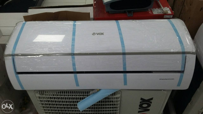 Klima Vox 18 -BORA inverter wi fi sa MONTAZOM — fotografija 1