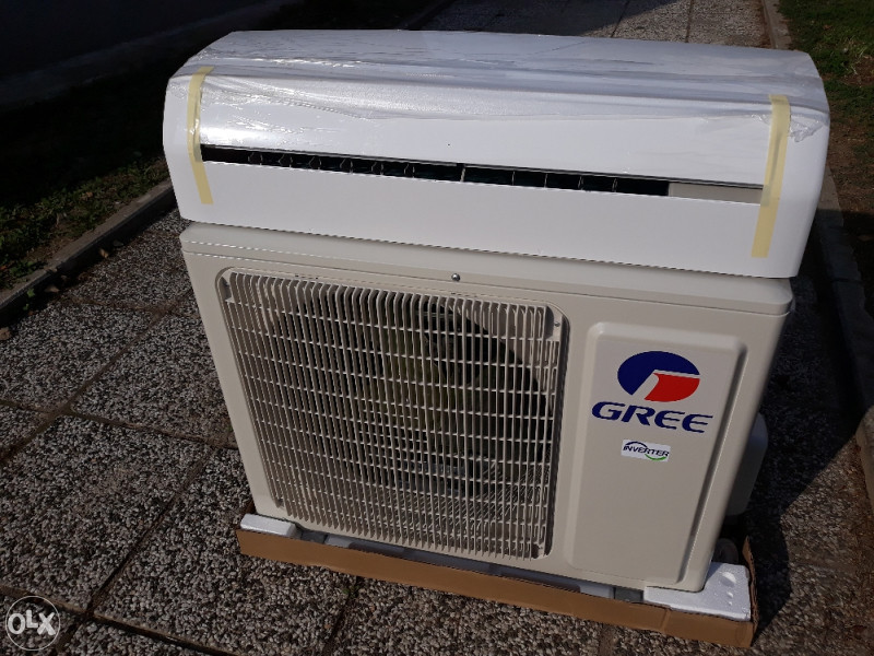 Gree klima 12 eco inverter R32 Wi Fi sa UGRADNJOM — fotografija 1