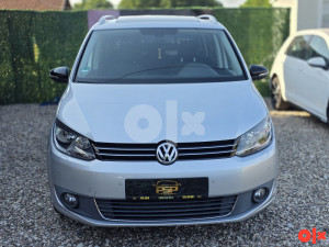Volkswagen Touran 1.6 TDI 77KW ŠIBER WEBASTO  UVOZ GARANCIJA — fotografija 1