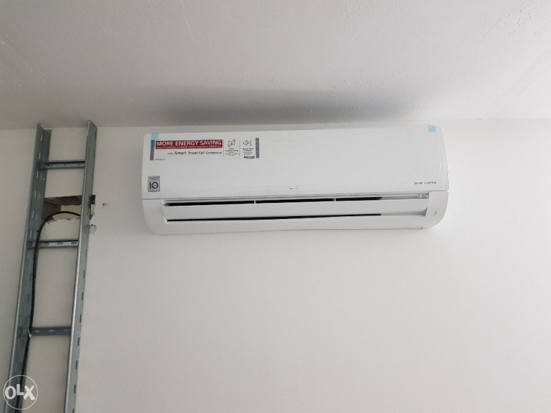 AKCIJA- Klima INVERTER LG 12 wi-fi novi model 2024 sa ugradnjom — fotografija 1