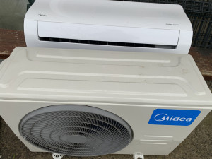 Klima Midea Inverter — fotografija 1