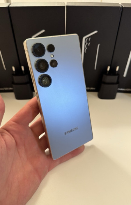 SAMSUNG GALAXY S25 ULTRA 8/256GB — fotografija 1