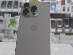 IPHONE 15 PRO 256GB NATURAL ESIM, EXTRA STANJE!!! — fotografija 1