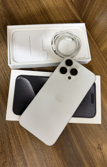 Iphone 15 Pro Max 512GB KORIŠTEN! — fotografija 1