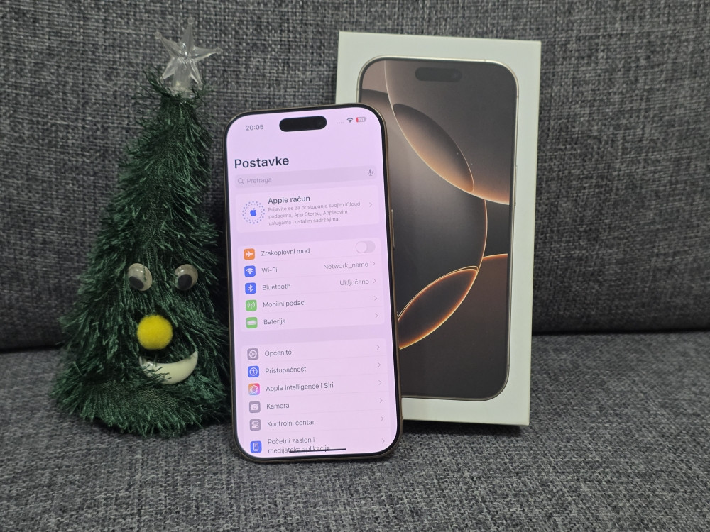 IPHONE 16 PRO 256GB Bater 94% Bez tragova koristenja garancija — fotografija 1