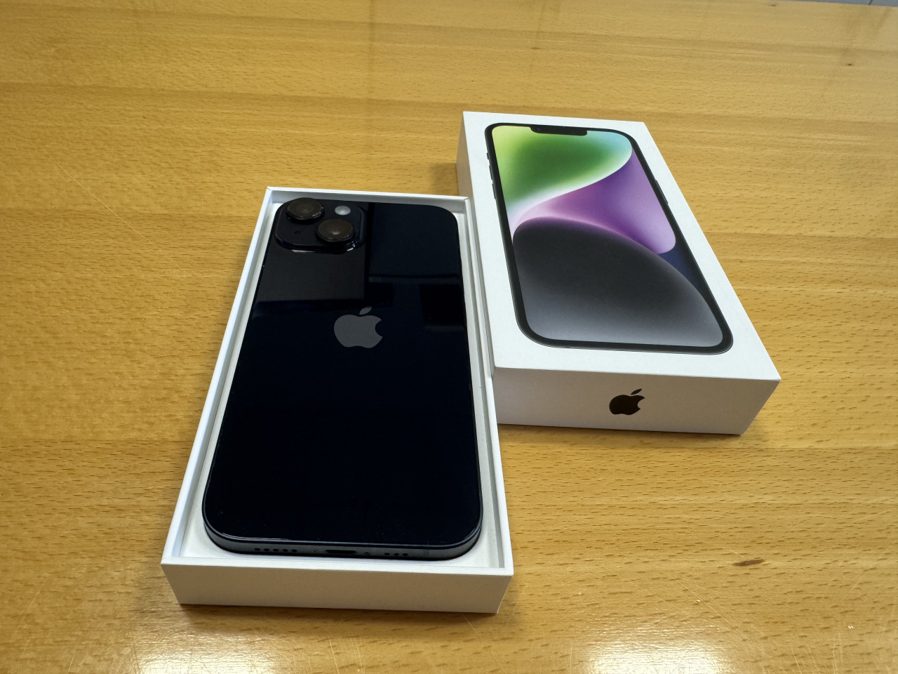 Iphone 14 128 GB 86% baterija — fotografija 1