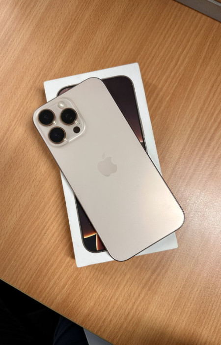 Iphone 16 pro max 256gb 90% BH Top Stanje — fotografija 1