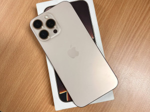 Iphone 16 pro max 256gb 90% BH Top Stanje — fotografija 1