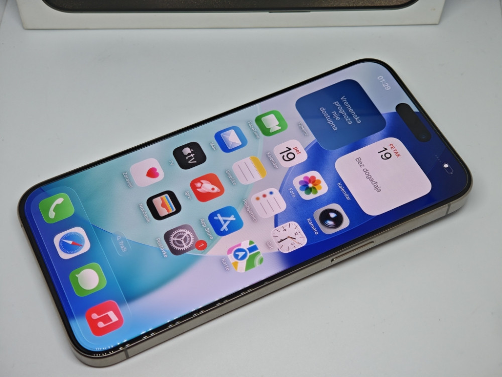 iPhone 15 Pro Max 256GB — fotografija 1